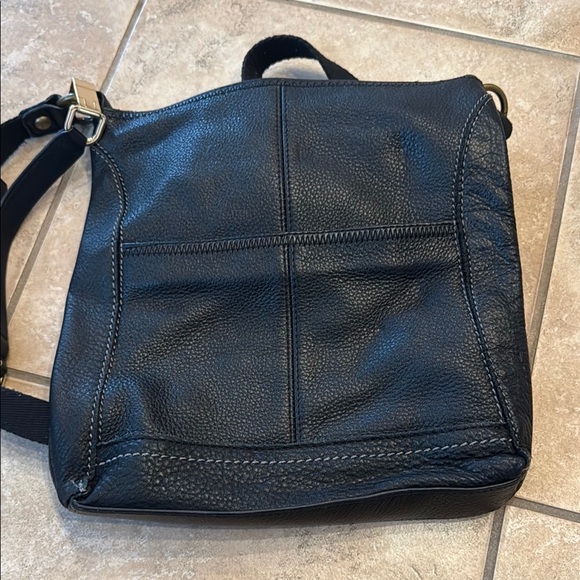 The Sak Black Crossbody Bag with Textured Leather - Picture 4 of 5